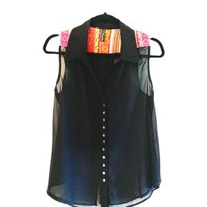 Fun & Flirt Black Sleevless blouse